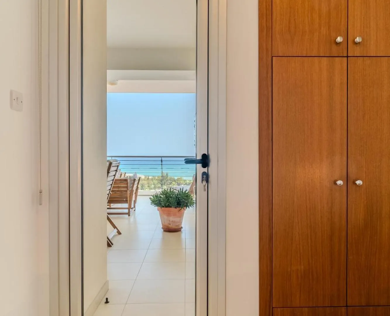 Amazing Sea And Marina View City Center 2Bdr Flat Ларнака